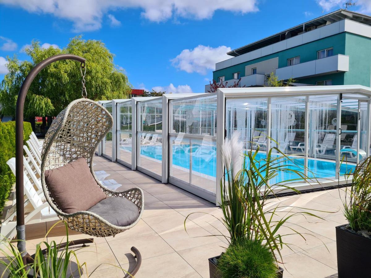 Osrodek Sea Star Premium Sarbinowo Exterior foto